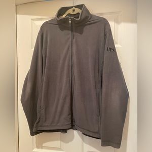 UPS full zip fleece size large in gray